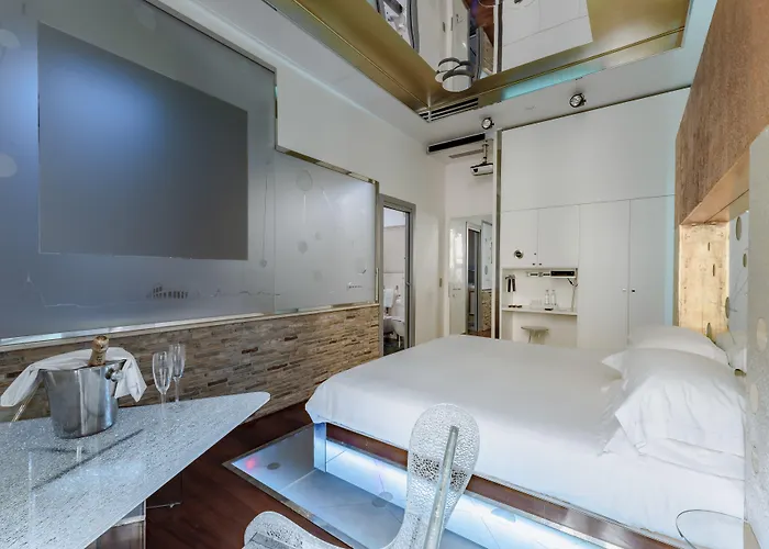 Trecento Hotel