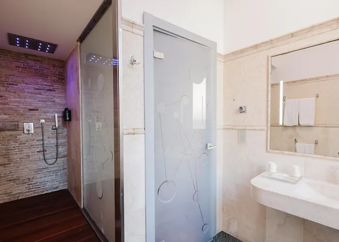 Trecento 3* Rome