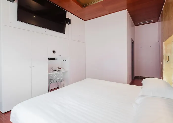 Hotel Trecento 3*